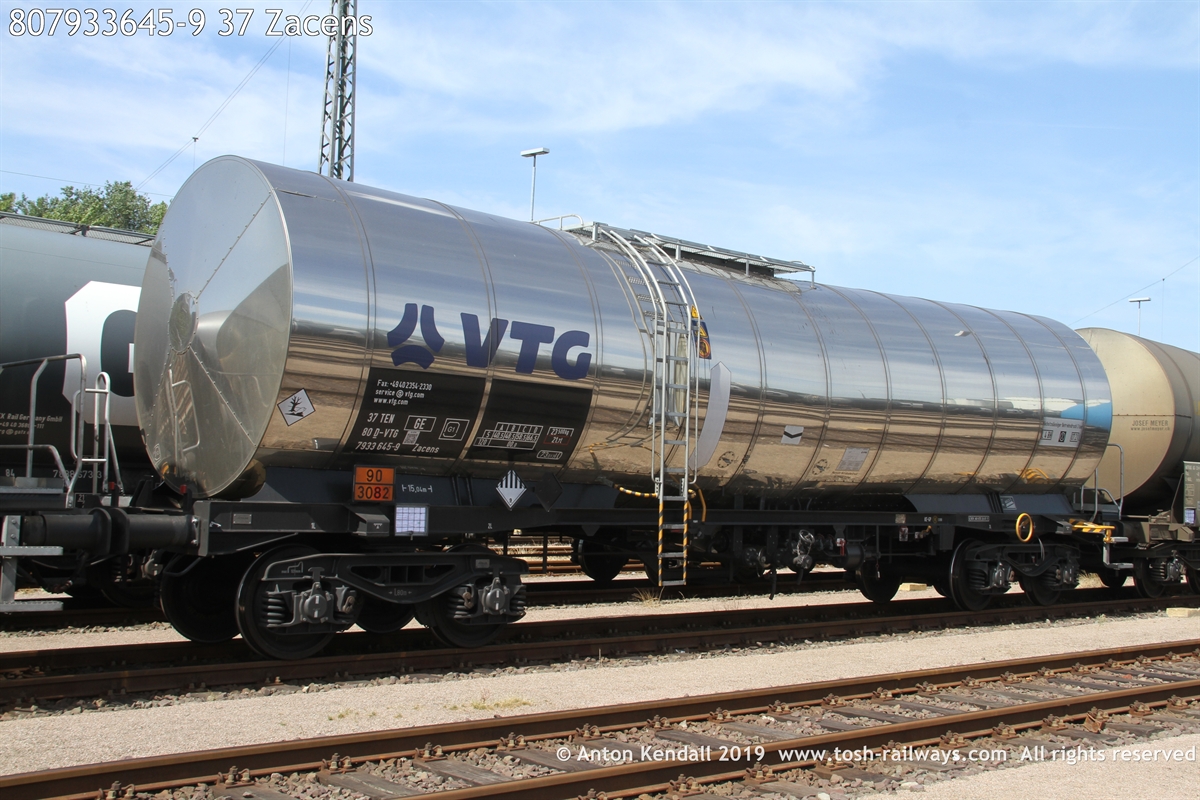 807933645-9_37 Zacens.JPG